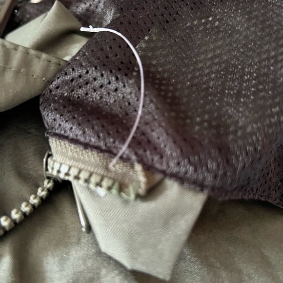 Green and Black Windbreaker Jacket and Pants Set - Picture 4 of 5